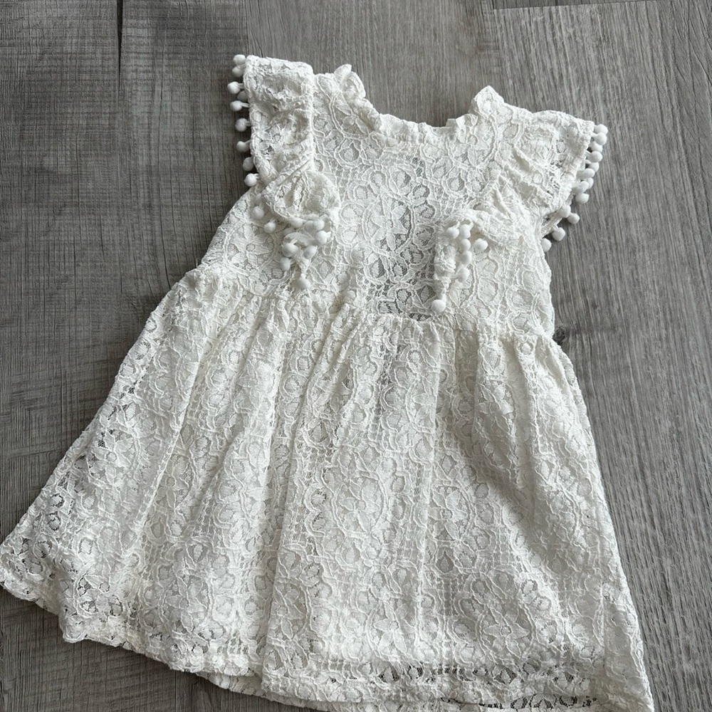 Brand new White Lace Baby Dress with Pom Pom Trim 12-18month